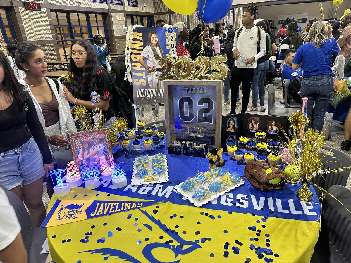 Congratulations to these two athletes of ours on signing to their next journey and playing at the collegiate level! So proud of you both 💙💛 #gojavs #gobulldogs