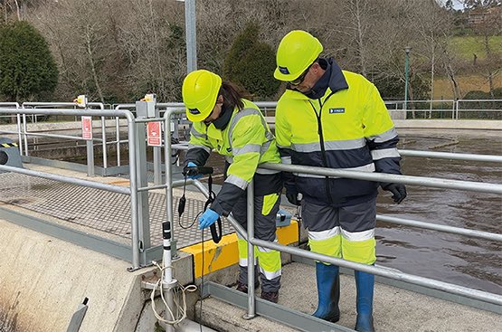 NEsmoris's tweet photo. Neste apagamento agradecer a implicación dos traballadores de @VIAQUA porque salvo algunhas incidencias garantimos a subministración de auga, mobilizando grupos electróxenos, equipos e todo isto en tempo récord, sen comunicaciones e demostrando unha implicación de 🔟. GRAZAS https://t.co/SVVh08D1Yh