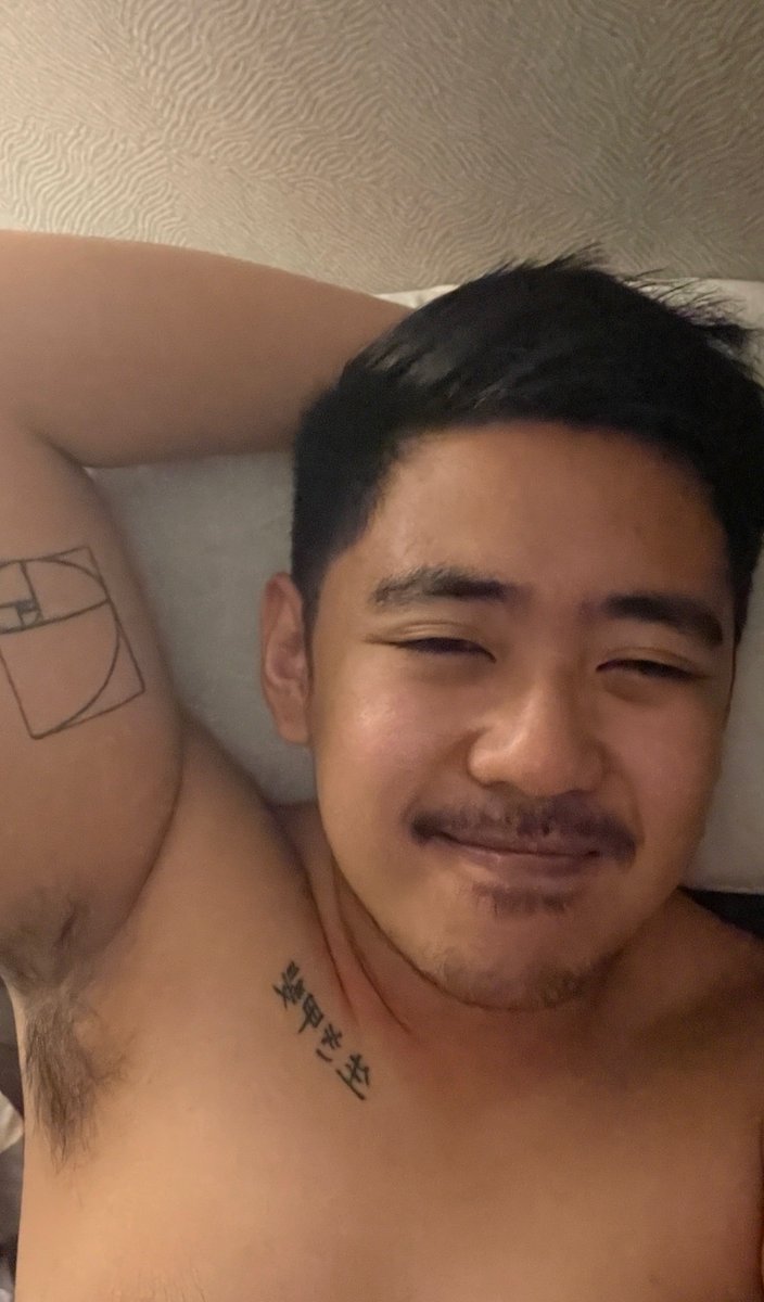 noelangeloc's tweet photo. Aftermath of a night out after work 🍻😌 https://t.co/4LYXTnsPeZ