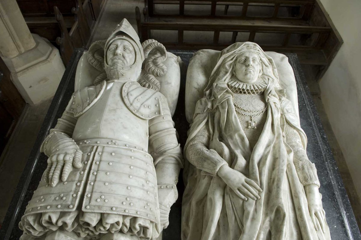 TheCCT's tweet photo. A baronet who embezzled funds, a royal stonemason and a judge who used to be a highway man – the story of the Redgrave monuments really has it all! Read all about our #May monument of the month now in our blog: https://t.co/nu0hkcRWYQ #historybuff #suffolk #monuments https://t.co/lJInWeYkIe