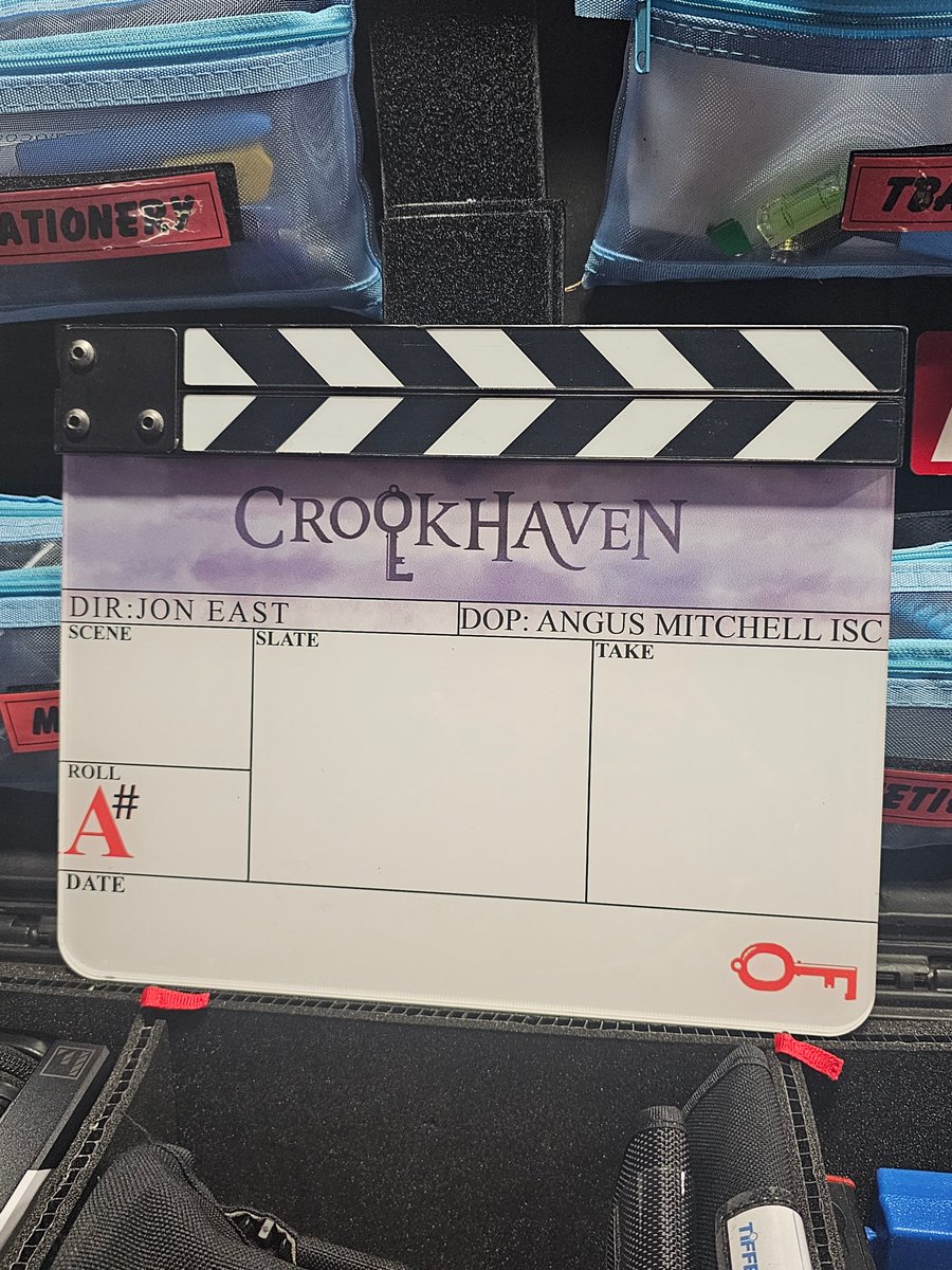 BBCStudiosPress's tweet image. New drama series ‘Crookhaven’, set in a secret school for crooks where students hone their skills in order to do good, will premiere on @BBCiPlayer early 2026. 📺
Made by @bbcstudios Kids & Family it is adapted from the books by JJ Arcanjo.
bbc.com/mediacentre/20…
#Crookhaven