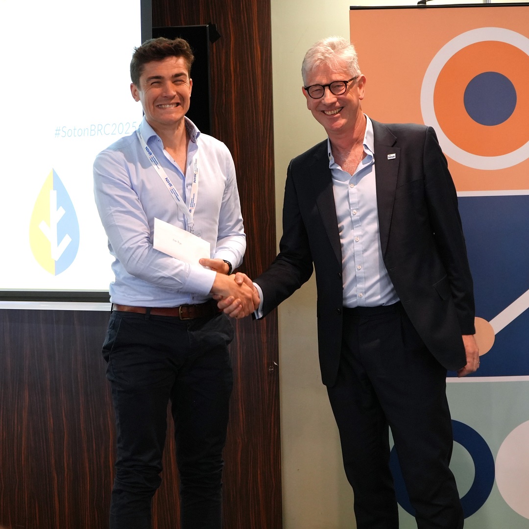 NIHR Southampton BRC (@southamptonbrc) on Twitter photo Congratulations to Joseph Larvin, winner of the abstract competition at #SotonBRC2025 🏆👏
Dr Larvin, an anaesthetic trainee at <a href="/UHSFT/">University Hospital Southampton 💙</a>, is part of our Perioperative and Critical Care theme.
His presentation focused on research into the effects of anaesthesia on children. Congratulations to Joseph Larvin, winner of the abstract competition at #SotonBRC2025 🏆👏
Dr Larvin, an anaesthetic trainee at <a href="/UHSFT/">University Hospital Southampton 💙</a>, is part of our Perioperative and Critical Care theme.
His presentation focused on research into the effects of anaesthesia on children.