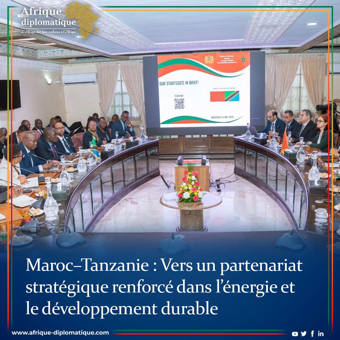 AFRIQUEDIPLOMAT's tweet image. Le 4ᵉ vice-président de la Chambre des conseillers, Lahcen Haddad, a accueilli mercredi à #Rabat le vice-premier ministre et ministre de l’#Énergie de la République de #Tanzanie, Doto Mashaka Biteko, accompagné d’une #délégation de haut niveau.
#AfriqueDiplomatique