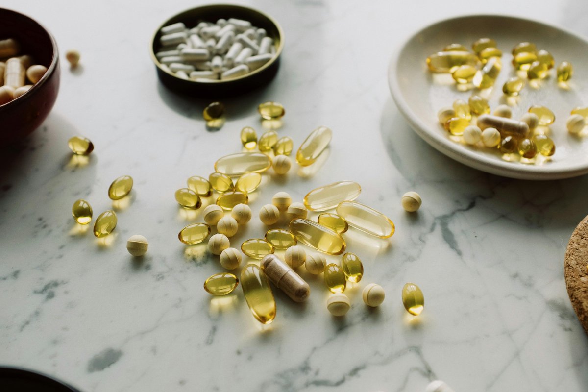 Distrito Euskadi (@distritoeuskadi) on Twitter photo 💊 Tomar suplementos es uno de los temas estrellas de las redes sociales. ¿Debemos todos y todas tomar magnesio, omega 3, vitamina D, creatina, calcio...? Resolvemos dudas con la nutricionista Gabriela Uriarte.
🎧 Escuchar en <a href="/GUAUgureaudioa/">GUAU gure audioa</a> : guau.eus/m/distrito-nut… 💊 Tomar suplementos es uno de los temas estrellas de las redes sociales. ¿Debemos todos y todas tomar magnesio, omega 3, vitamina D, creatina, calcio...? Resolvemos dudas con la nutricionista Gabriela Uriarte.
🎧 Escuchar en <a href="/GUAUgureaudioa/">GUAU gure audioa</a> : guau.eus/m/distrito-nut…