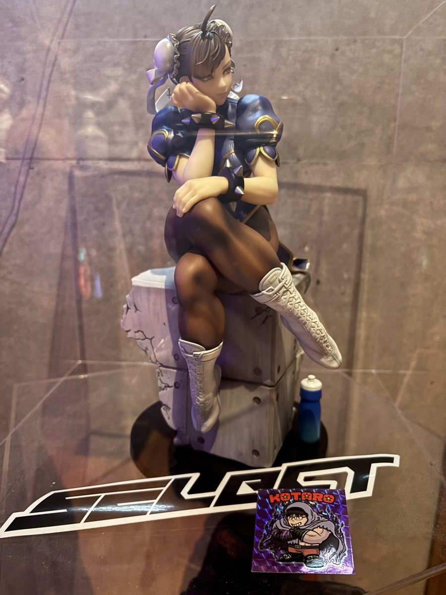 esports_select's tweet image. 『NIGHTMARE OPERATOR』ファンのKOTAROくんからステッカーをいただきました🙏かわいい❣

EVOで2日間に渡り沢山プレイしてくれてありがとうございました❗🔥
リリースまでお待ちください😊

オフィスにもぜひ遊びに来てください🙌
#EvoJapan2025
#nightmareoperator