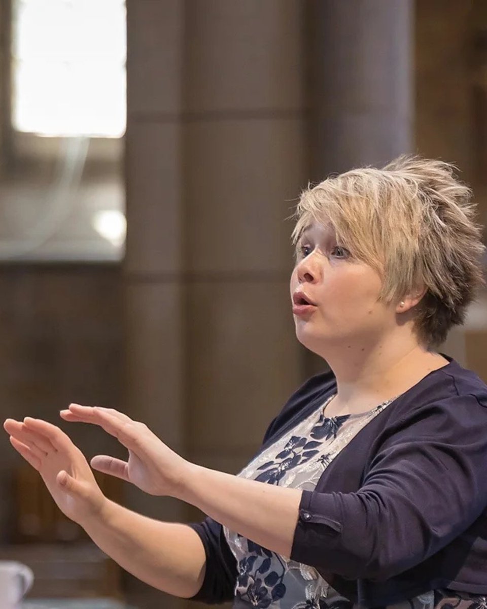 With a wealth of experience conducting #choirs worldwide, Hilary Campbell brings a unique blend of expertise and enthusiasm to our #holidays! 🎵☀️
There are still places on Hilary’s course in Portugal this summer, check the 🔗 in our bio now!
#singingholidays #creativeholiday