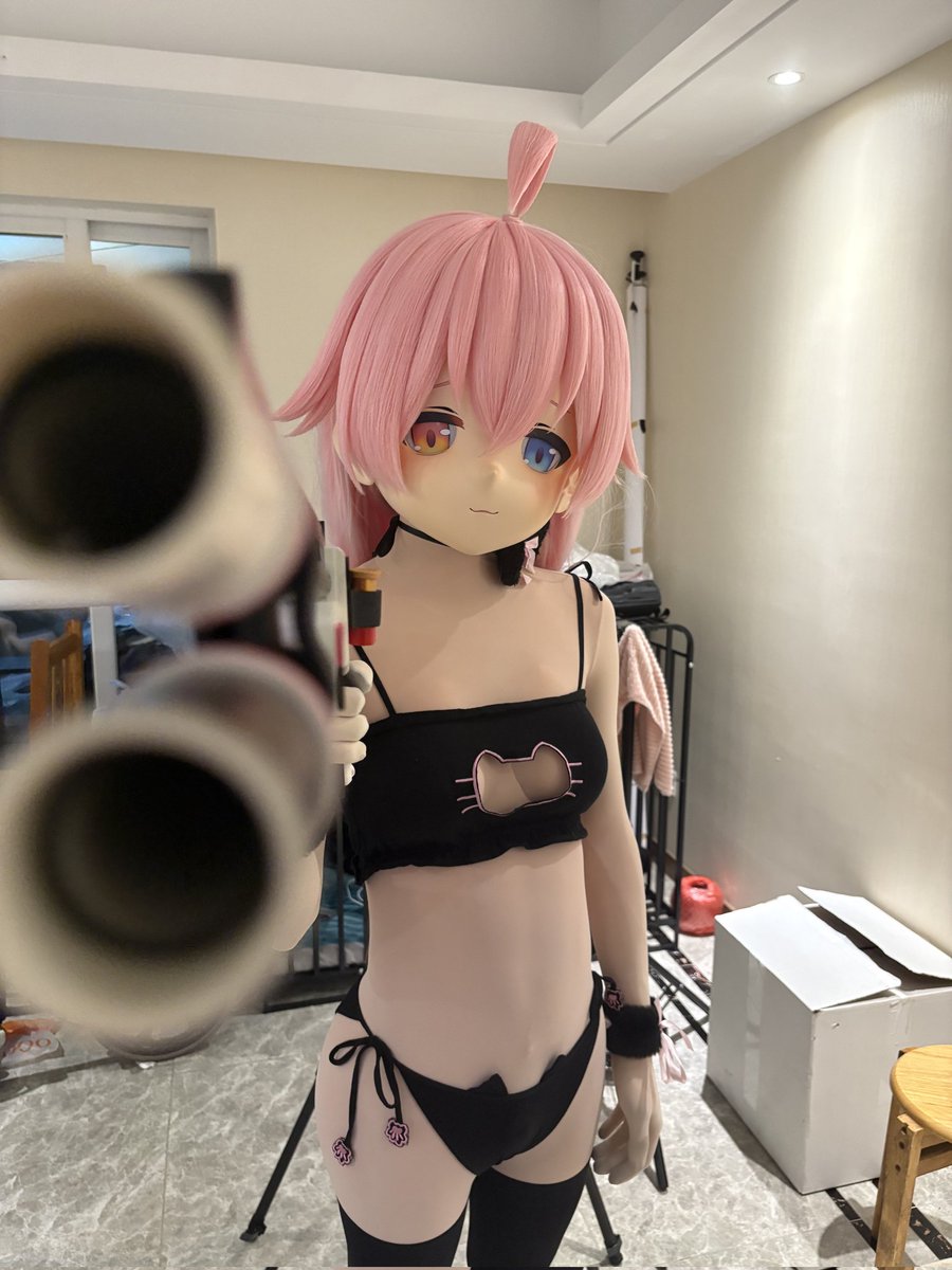 不准看，再看就毙了你喵
头来自：<a href="/Xiaonai0398/">小奈</a>