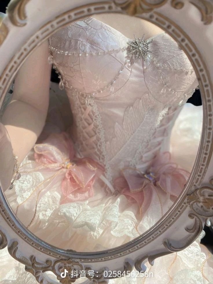 aesttics's tweet image. 