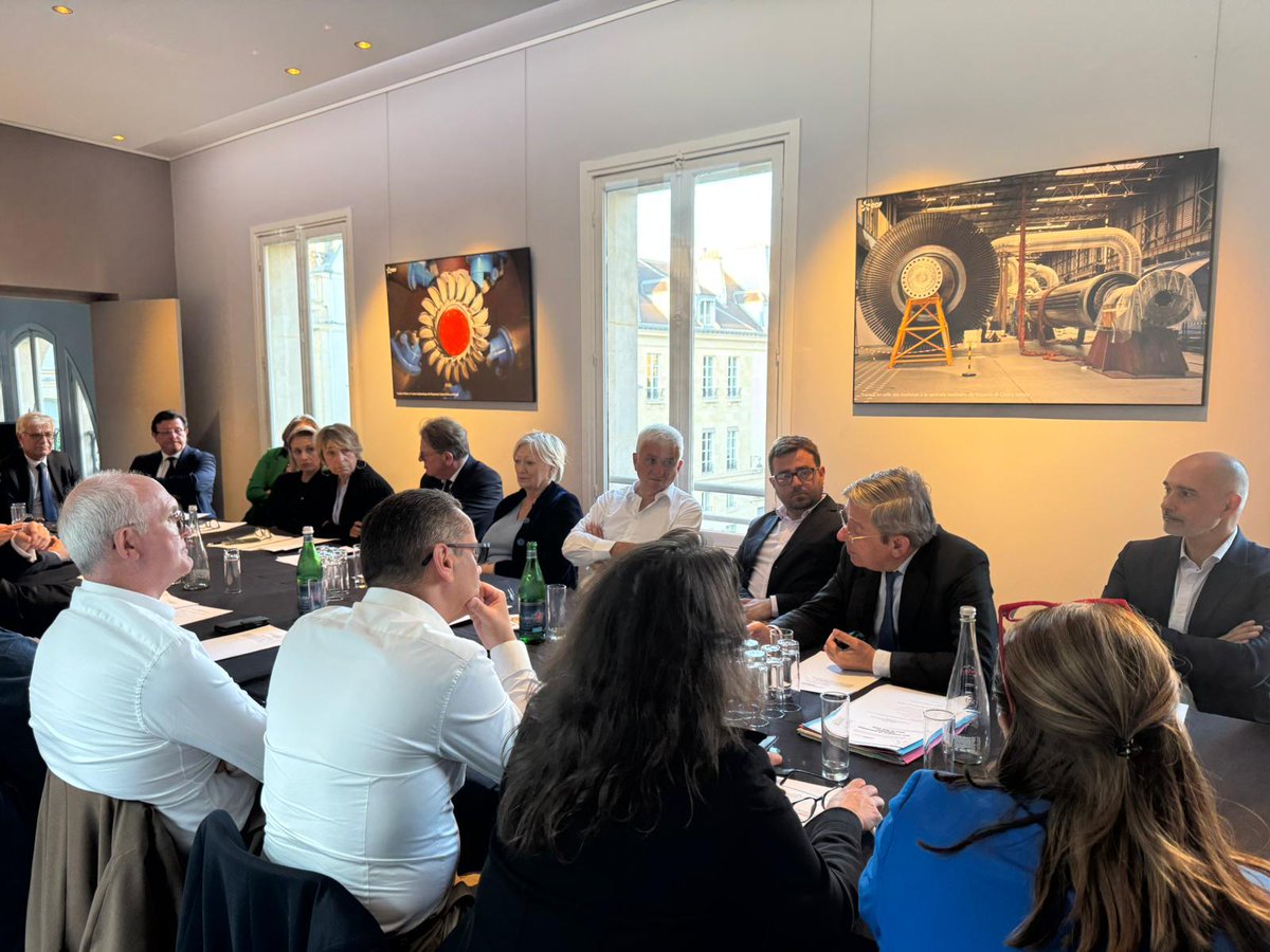 Les Centristes tweet media