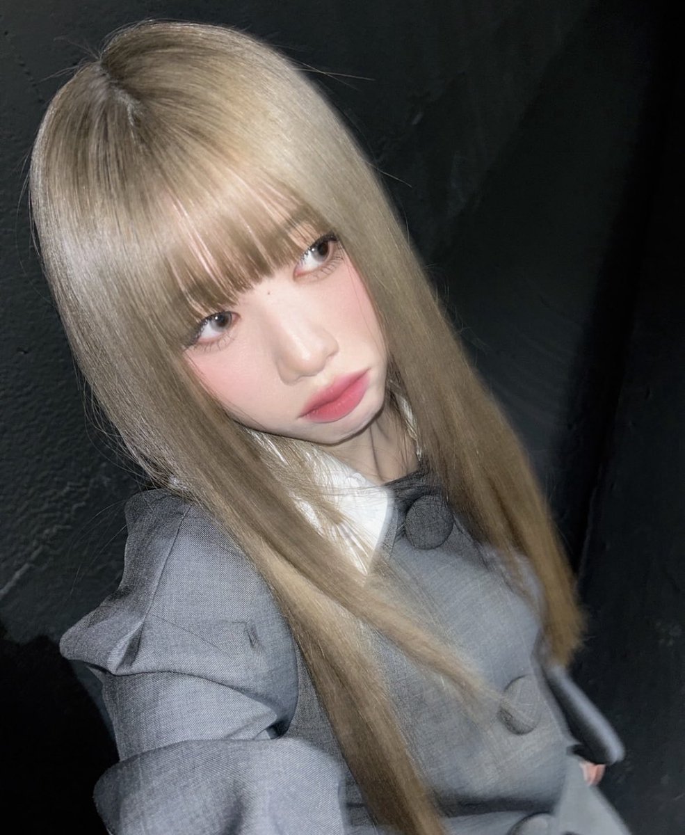 誕生日おめでとう💛💛
これからも沢山素敵な歌声聴きます✨🎂

#祝20歳_文寧と夢の世界へ
#HappyAyaneDay2025