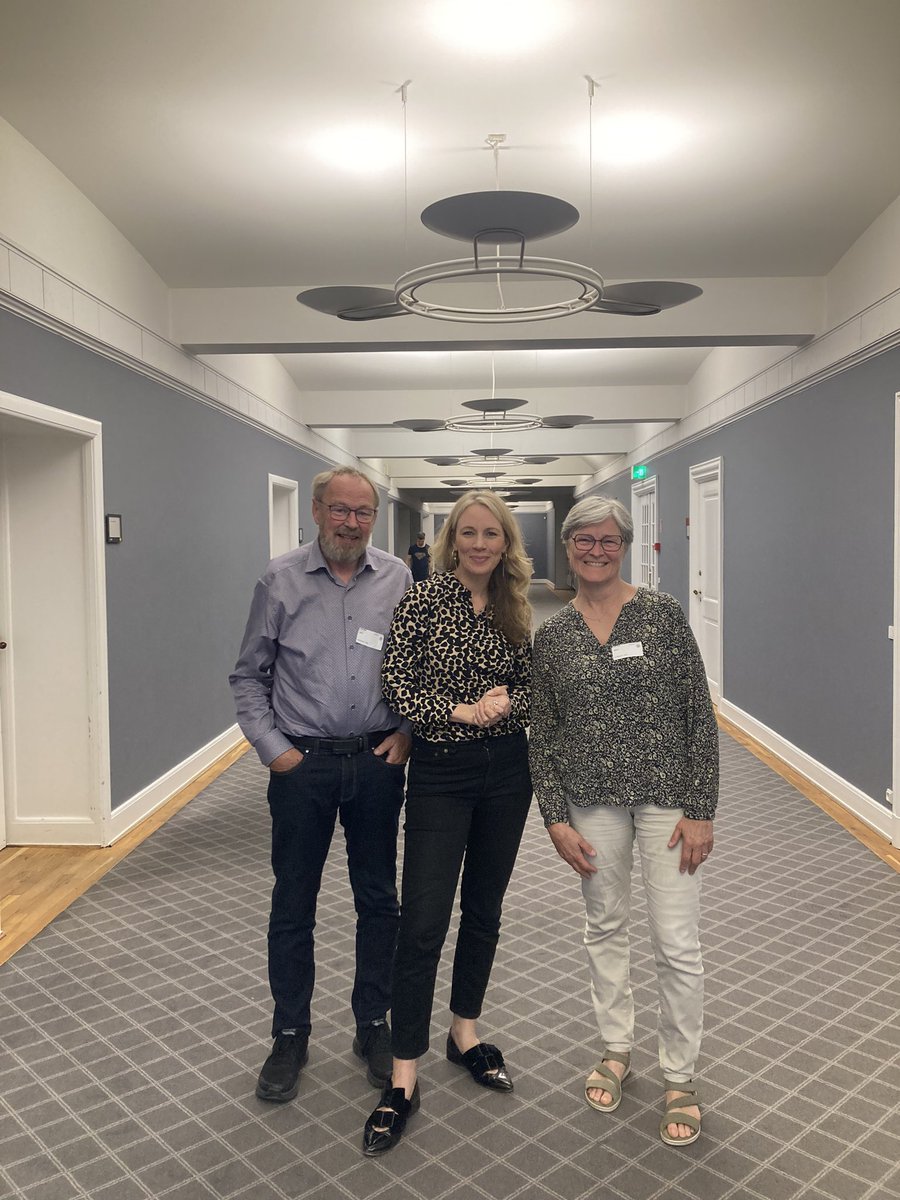 Marlene Grønnegaard Them (@marlenegrthem) on Twitter photo Vigtigt møde med <a href="/LeaWermelin/">Lea Wermelin</a> om det specialiserede rehabiliteringstilbud til mennesker med parkinson. Tilbuddet lukker næste år, hvis der ikke afsættes midler på finansloven #sundpol Vigtigt møde med <a href="/LeaWermelin/">Lea Wermelin</a> om det specialiserede rehabiliteringstilbud til mennesker med parkinson. Tilbuddet lukker næste år, hvis der ikke afsættes midler på finansloven #sundpol