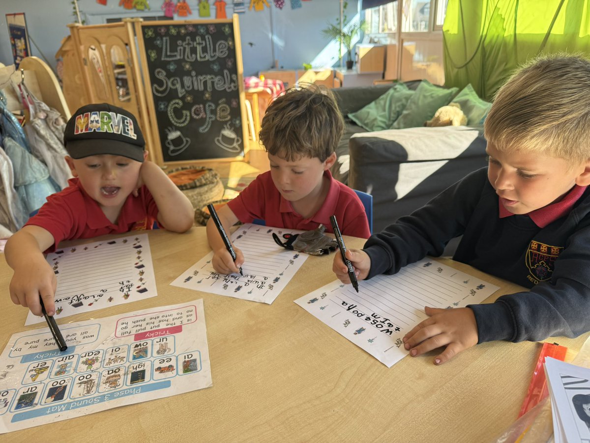 Reception at Redgate Primary School (@recepredgate) on Twitter photo Super writing this week from our Little Squirrels. We have been creating our own stories! <a href="/Redgate_Primary/">Redgate Primary</a> #RCPENGLISH Super writing this week from our Little Squirrels. We have been creating our own stories! <a href="/Redgate_Primary/">Redgate Primary</a> #RCPENGLISH