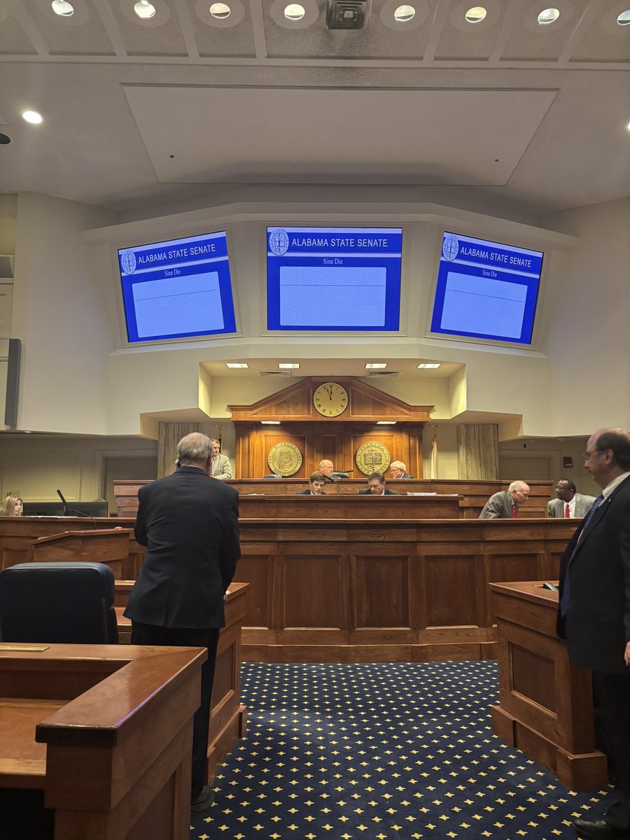 Sine Die! That’s a wrap for the 2025 Legislative session as the clock strikes midnight. #alpolitics