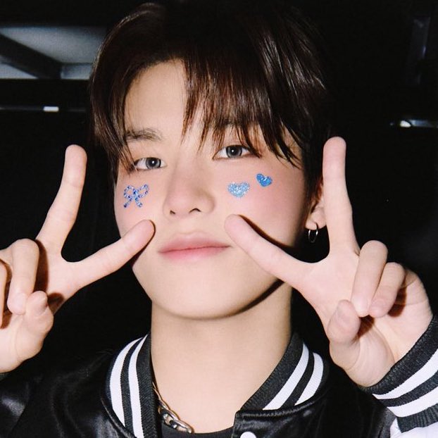 awboyy_'s tweet image. ≽^•⩊•^≼