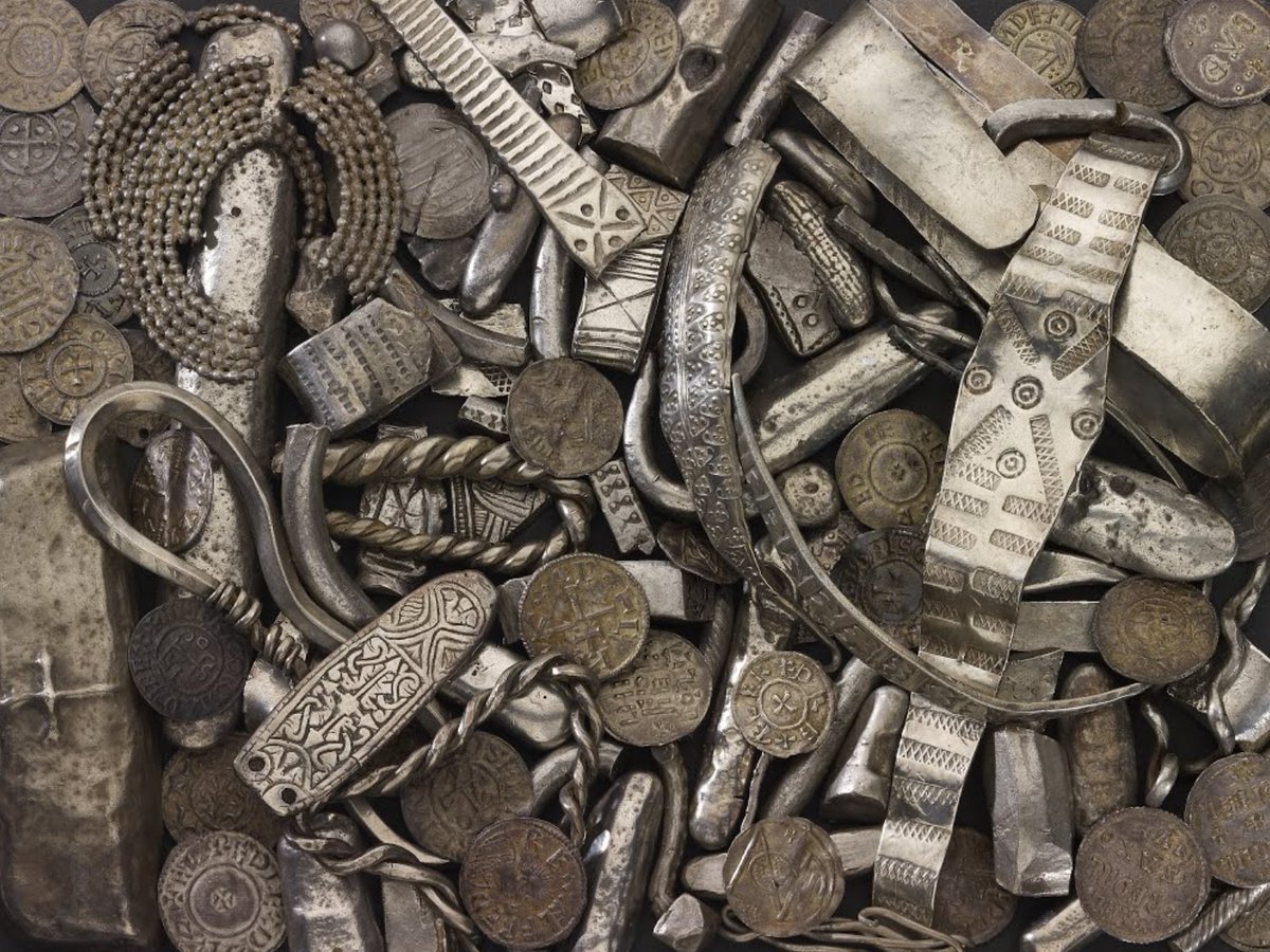 North Ages (@northages) on Twitter photo The Cuerdale Hoard was discovered by workmen beside the River Ribble near Preston, Lancashire, #OTD in 1840. One of the largest Viking silver hoards ever found, it comprised around 8,600 items. 📸British Museum The Cuerdale Hoard was discovered by workmen beside the River Ribble near Preston, Lancashire, #OTD in 1840. One of the largest Viking silver hoards ever found, it comprised around 8,600 items. 📸British Museum