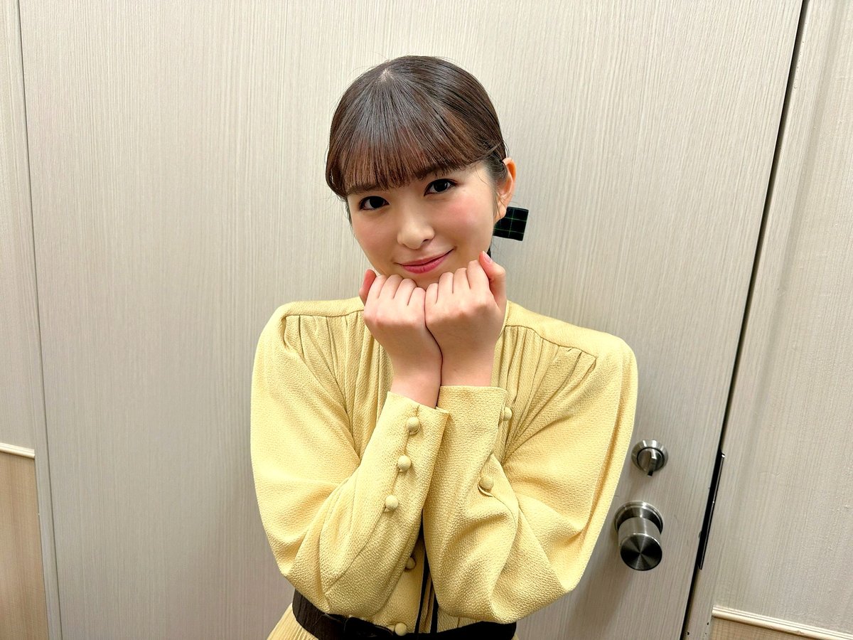 乃木坂46 【公式】Xの #小川彩 さんの写真を編集してみました。