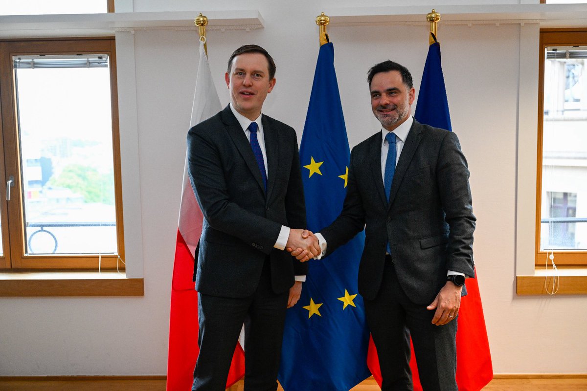 Wojtek Talko (@talko) on Twitter photo Ahead of today’s Council of Trade Ministers, min <a href="/M_Baranowski/">Michał Baranowski</a> has an early start with 🇫🇷 min <a href="/LaurentSMartin/">Laurent Saint-Martin</a>.
Coordinating among partners ahead an important day!
<a href="/POLAND25EU/">Polish presidency of the Council of the EU</a> <a href="/EUCouncil/">EU Council</a> <a href="/MRiTGOVPL/">Ministerstwo Rozwoju i Technologii</a> Ahead of today’s Council of Trade Ministers, min <a href="/M_Baranowski/">Michał Baranowski</a> has an early start with 🇫🇷 min <a href="/LaurentSMartin/">Laurent Saint-Martin</a>.
Coordinating among partners ahead an important day!
<a href="/POLAND25EU/">Polish presidency of the Council of the EU</a> <a href="/EUCouncil/">EU Council</a> <a href="/MRiTGOVPL/">Ministerstwo Rozwoju i Technologii</a>