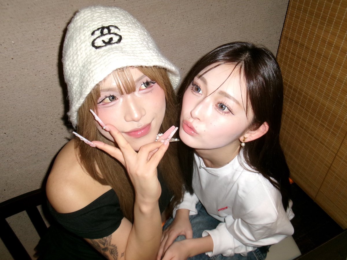 ゆーちゃみしゃんさんだおお viavanda Gq-HiU5boAA9c2x.jpg