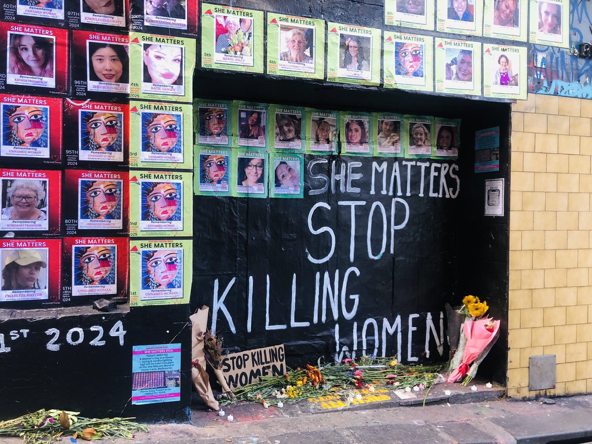 Jane_Mary_P's tweet image. #Australia #femicide #stopkillingwomen #hosierlane #Melbourne
😭😭😭😭😭😭😭😭😭😭 #shematters