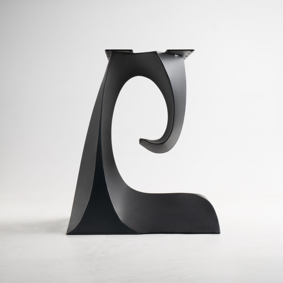 Flowyline_'s tweet image. The Beauty of Strength 
This table impresses not only with its natural solid wood top, but also with its powder-coated steel base — rust-resistant, durable over time, and sculpted like a modern piece of art. 

#FlowylineDesign #PremiumFurniture #DiningTable #InteriorDesign