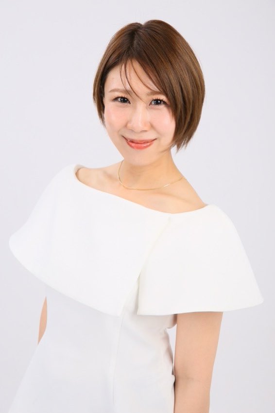 よ！う！や！く！ 宣材写真撮り直しました🥲📷✨✨ 何年ぶりでしょうか