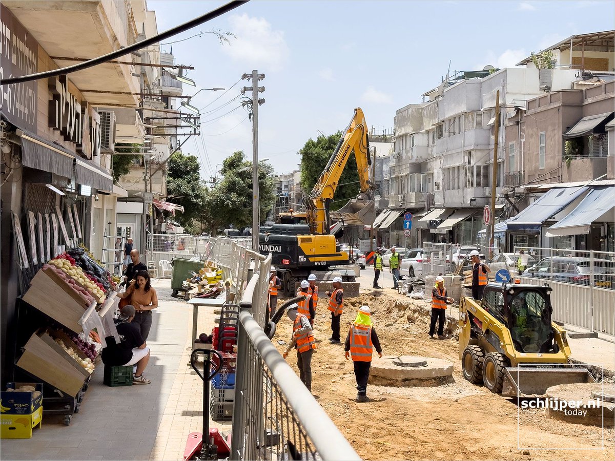 schlijperisrael's tweet image. 14 05 2025, 12:34  Israel, Tel Aviv, HaAliya
#lightrail #constructionTLV #purplelineTLV