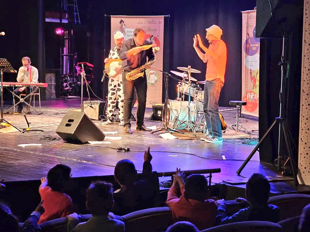 📢 Comienza la Semana de la 🎶 Música de #SanMartinDeLaVega❗️ 

Con actividades como 🎷conciertos pedagógicos, 👥 encuentros musicales o 🗣️ II encuentro de coros.

Su objetivo es el de poner el valor la formación musical y el desarrollo educativo mediante actividades artísticas.