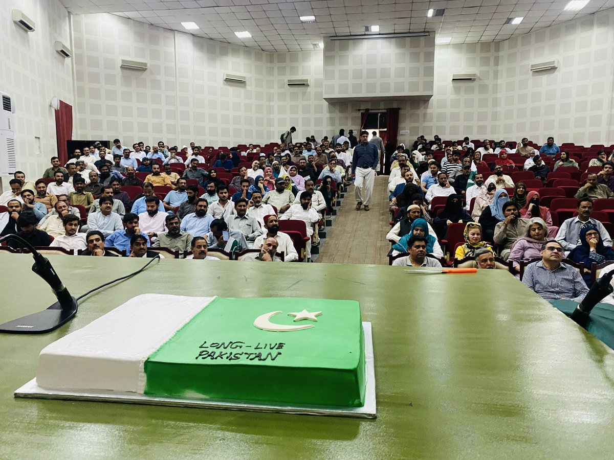 Prof. Dr. Niaz Ahmad Akhtar (S.I.) VC Quaid-i-Azam University, led a Victory Commemoration Ceremony on campus, paying tribute to Pakistan’s Armed Forces for their triumph in Operation “Bunyanun Al-Marsus.” “We thank Allah SWT for this historic success,” he said. #PakistanZindabad