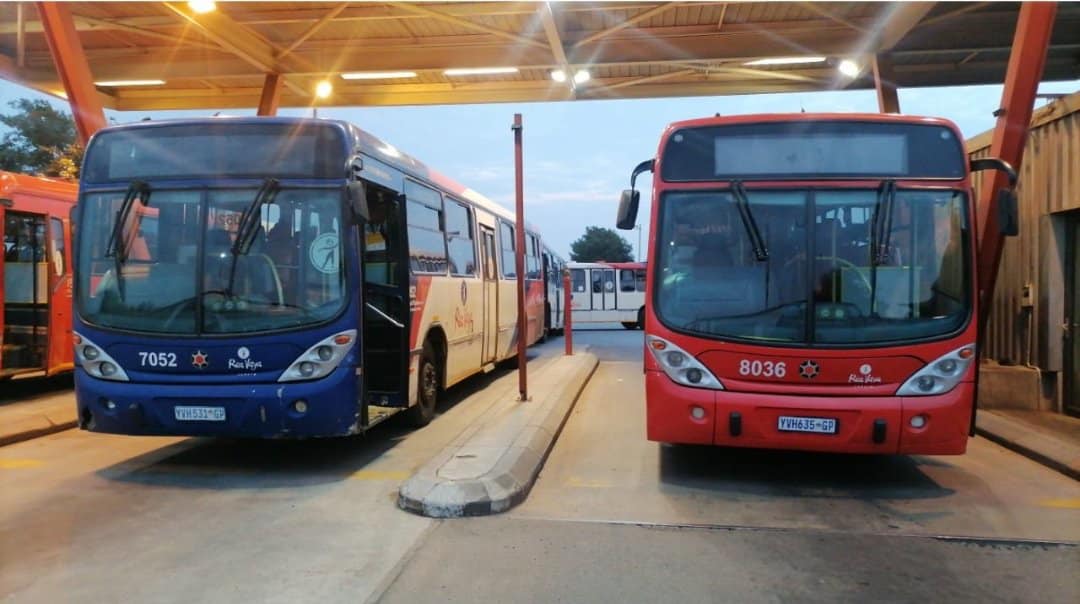 Johannesburg Development Agency (@jda_joburg) on Twitter photo #MondayRecap: 🚧 Refurbishing the Meadowlands Depot! 🚌
The <a href="/JDA_joburg/">Johannesburg Development Agency</a>, on behalf of <a href="/CityofJoburgZA/">City of Joburg</a>'s Transport Department, is leading the upgrade of the Meadowlands <a href="/ReaVayaBus/">Rea Vaya Bus Transit</a> Depot — the very first Rea Vaya depot, opened in 2008! 💪
This 8-hectare facility, which houses up #MondayRecap: 🚧 Refurbishing the Meadowlands Depot! 🚌
The <a href="/JDA_joburg/">Johannesburg Development Agency</a>, on behalf of <a href="/CityofJoburgZA/">City of Joburg</a>'s Transport Department, is leading the upgrade of the Meadowlands <a href="/ReaVayaBus/">Rea Vaya Bus Transit</a> Depot — the very first Rea Vaya depot, opened in 2008! 💪
This 8-hectare facility, which houses up
