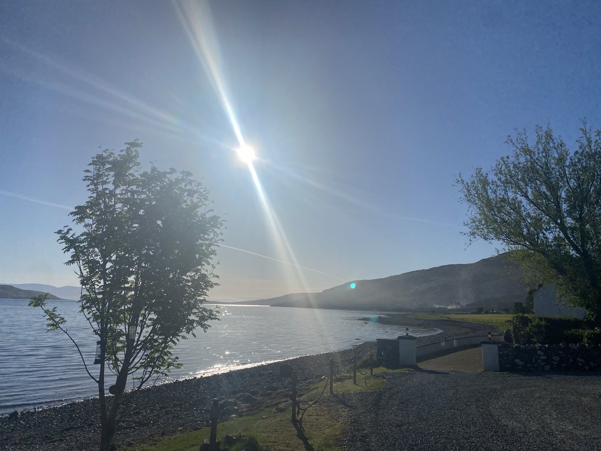 Wee early run on Skye before filming for Landward. What an amazing country Scotland is!!!
#bonniescotland #happy #running #landward #lucky