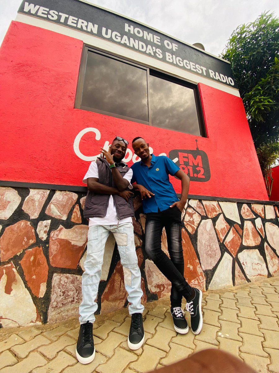 +1 <a href="/deejaystingerug/">DJ STINGER 🇺🇬</a> 🎊🎂