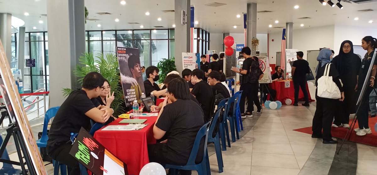 PEMADAMKebangsa's tweet photo. WORLD NO TOBACCO DAY’ (WNTD) 2025 PPUM

Program: World No Tobacco Day 2025
Tempat: Aras Bawah, Bangunan Plaza, Pusat Perubatan Universiti Malaya

 meningkatkan kesedaran masyarakat tentang 
bahaya penggunaan produk tembakau dan vape. https://t.co/M5rLHDloLF