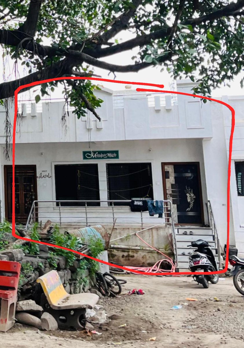 sakal_hindu_'s tweet photo. Illegal encroachment of Jihadists on the land of the Pandava-era Hanuman temple in #Karjat taluka in #Ahilyanagar 

The administration should pay immediate attention to this matter
@AmitShah @Dev_Fadnavis @CMOMaharashtra @NiteshNRane @GopichandP_MLA 

A Thread 🧵 https://t.co/FyRLMz9hyY