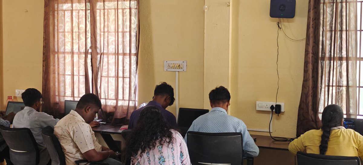 appincoimbatore's tweet photo. Attend IT Career with Internship Training in Coimbatore! 
Location: Coimbatore | Call 7708040308 
https://t.co/i42CBxF7F5
#InternshipTraining #CoimbatoreInternships #ITCareers #SkillUp #DigitalMarketingInternship #FullStackTraining #DataScienceInternship https://t.co/QqOcqURUI8