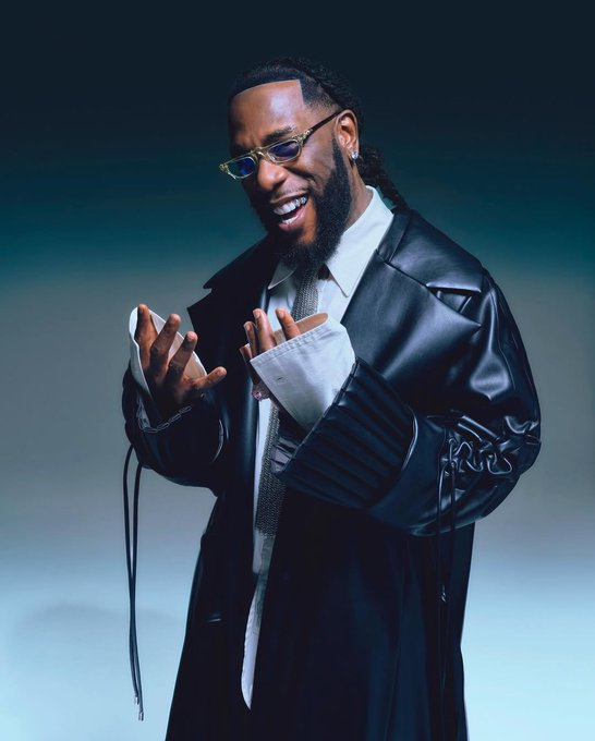 CoolFMPH's tweet photo. #AcessACelebSeries #LetsShare
If you could access Burna right now via WhatsApp. What three things are you telling him? Let’s know!
#LateMorningShow w/@Debbie_banjo https://t.co/gtwiXr3hsW