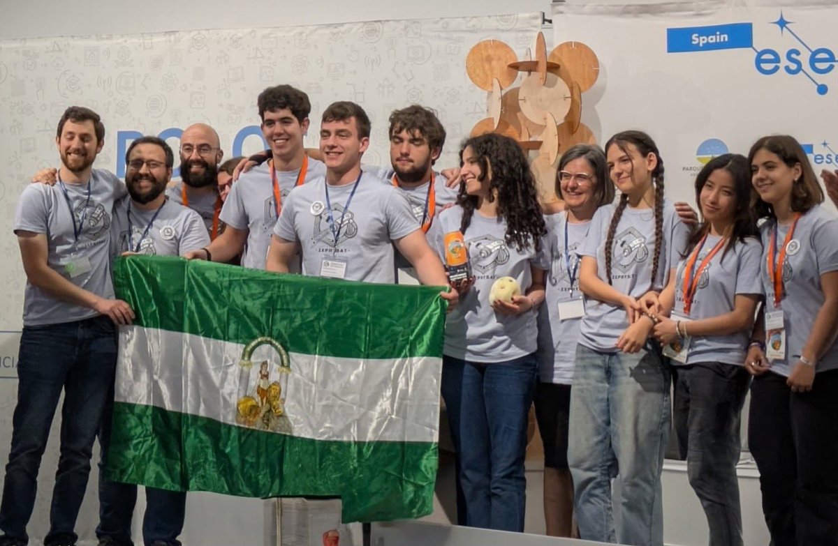 DG de Innovación y Formación del Profesorado (@dg_ifp) on Twitter photo 🚀 ¡El <a href="/IesSantodomingo/">iesSantodomingo</a> gana la fase nacional del #CanSat2025 con su proyecto Zephysat!
🌿 Innovación y ciencia desde #Andalucía al espacio. ¡Enhorabuena! 👏
<a href="/EducaAnd/">Consejería Desarrollo Educativo y FP</a> #ProgramaCIMA #CansatAndalucia <a href="/ParqueCiencias/">Parque De las Ciencias</a> 🚀 ¡El <a href="/IesSantodomingo/">iesSantodomingo</a> gana la fase nacional del #CanSat2025 con su proyecto Zephysat!
🌿 Innovación y ciencia desde #Andalucía al espacio. ¡Enhorabuena! 👏
<a href="/EducaAnd/">Consejería Desarrollo Educativo y FP</a> #ProgramaCIMA #CansatAndalucia <a href="/ParqueCiencias/">Parque De las Ciencias</a>