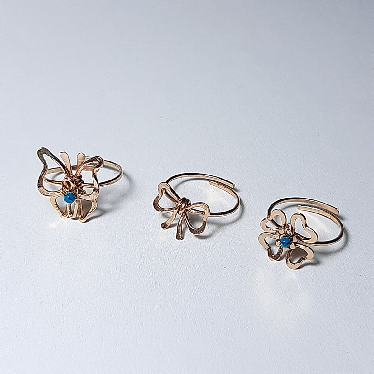 Toe ring clover, Flower toe ring, adjustable toe ring, gift for her, Midi Ring, Beach Fashion, Knuckle Ring, Foot Jewelry, turquoise ring. etsy.me/4miYlDZ через <a href="/Etsy/">Etsy</a>