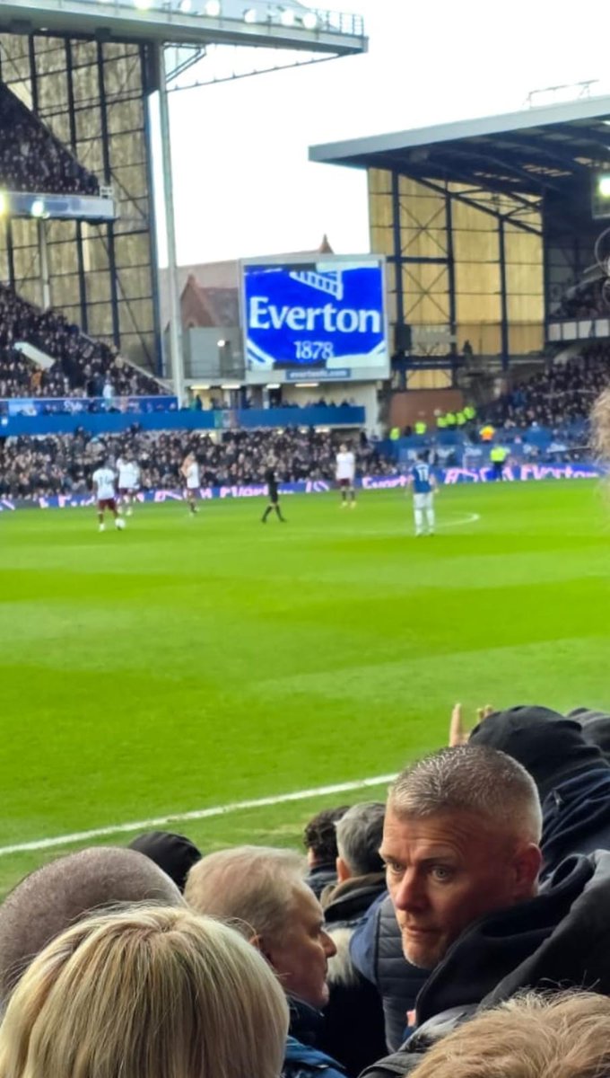 Billy Bonds Stand (@billybondsstand) on Twitter photo Once a Hammer always a Hammer. Happy 44th Birthday <a href="/konch3/">Paul Konchesky</a> in with us West Ham fans at Goodison in March โ๏ธ Once a Hammer always a Hammer. Happy 44th Birthday <a href="/konch3/">Paul Konchesky</a> in with us West Ham fans at Goodison in March โ๏ธ