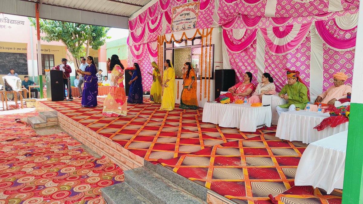 राजकीय उच्च माध्यमिक विद्यालय पाटोदा में एक गरिमामय समारोह में मां सरस्वती की प्रतिमा का अनावरण व कक्षा कक्षों के शिल्यानास का आयोजन किया गया  ।