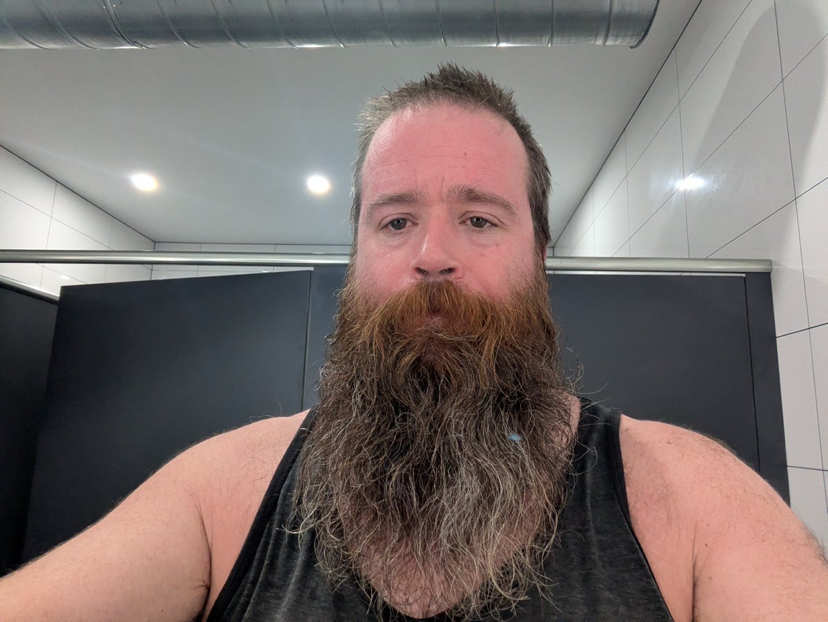CmdrGhural's tweet photo. Gym time https://t.co/xw65xuMiQh