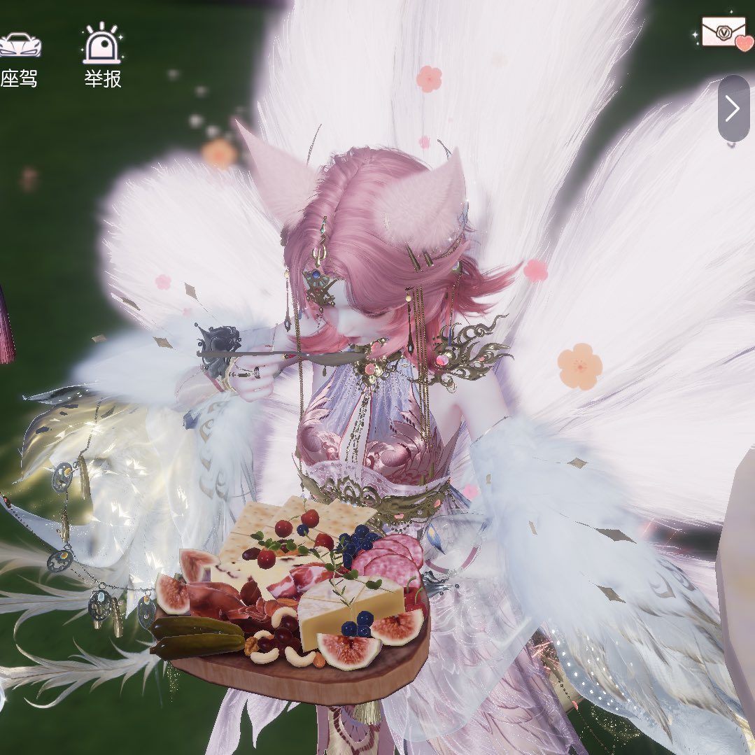 omg I played a dress up game all the day but she’s so beautiful gorgeous pretty cute (nyom nyom nyom