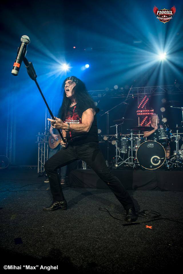 Join the legendary Dave Evans on Facebook. 🎛️   

-

Únete al legendario Dave Evans en Facebook. 

facebook.com/DaveEvansACDC

#acdc #daveevans #rocknroll
