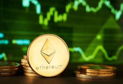 CoinMarketCap's tweet photo. 🚨 CMC News: $1.2B in $ETH Vanishes From Exchanges in Just One Week
https://t.co/9RXeuWx8gH https://t.co/RC0US3pcfm