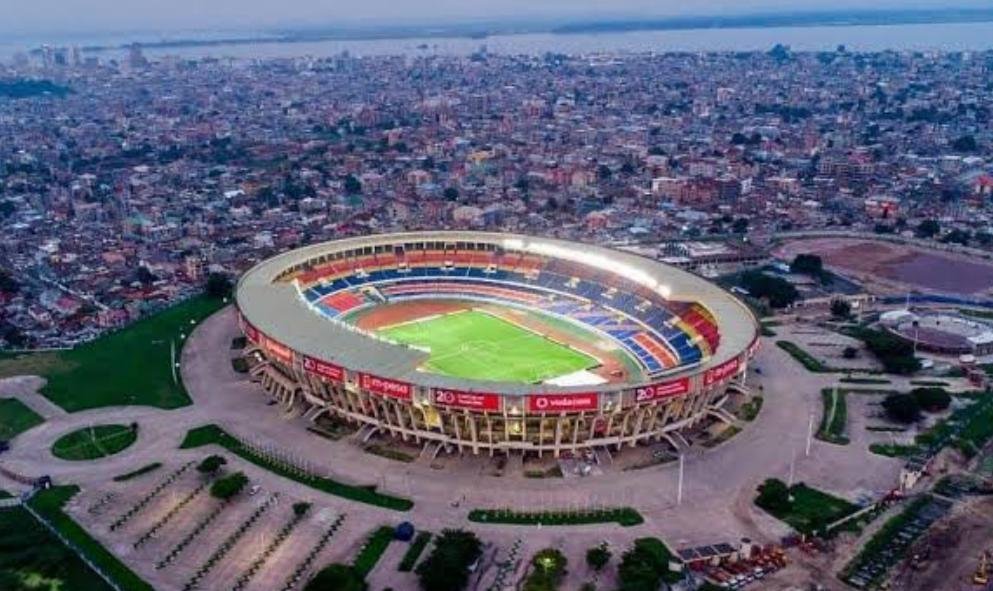 Didier Budimbu donne des instructions pour assainir le stade des Martyrs 7sur7.cd/2025/05/15/did…