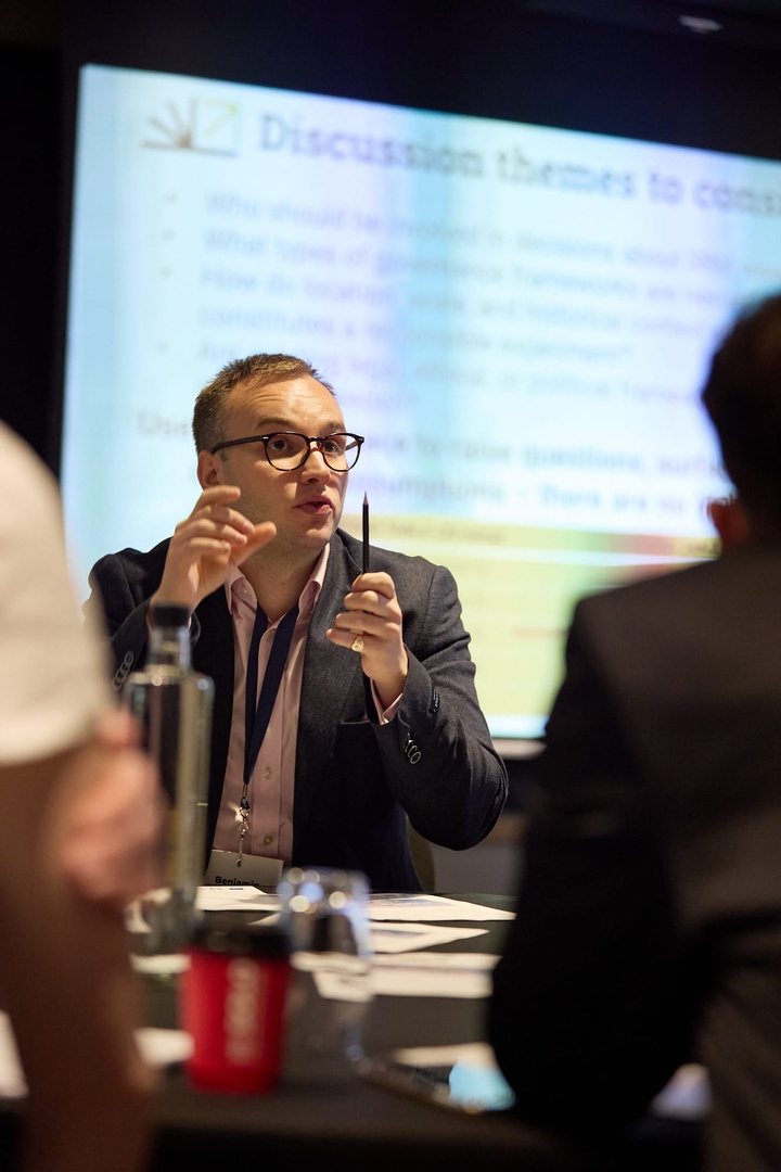 DegreesNGO's tweet image. Great energy in yesterday's #DGF2025 session discussing SRM experiments.
Lively World Cafe style conversations explored hypothetical case studies from SAI to sea-ice thickening—unpacking the science, governance, and regional realities.