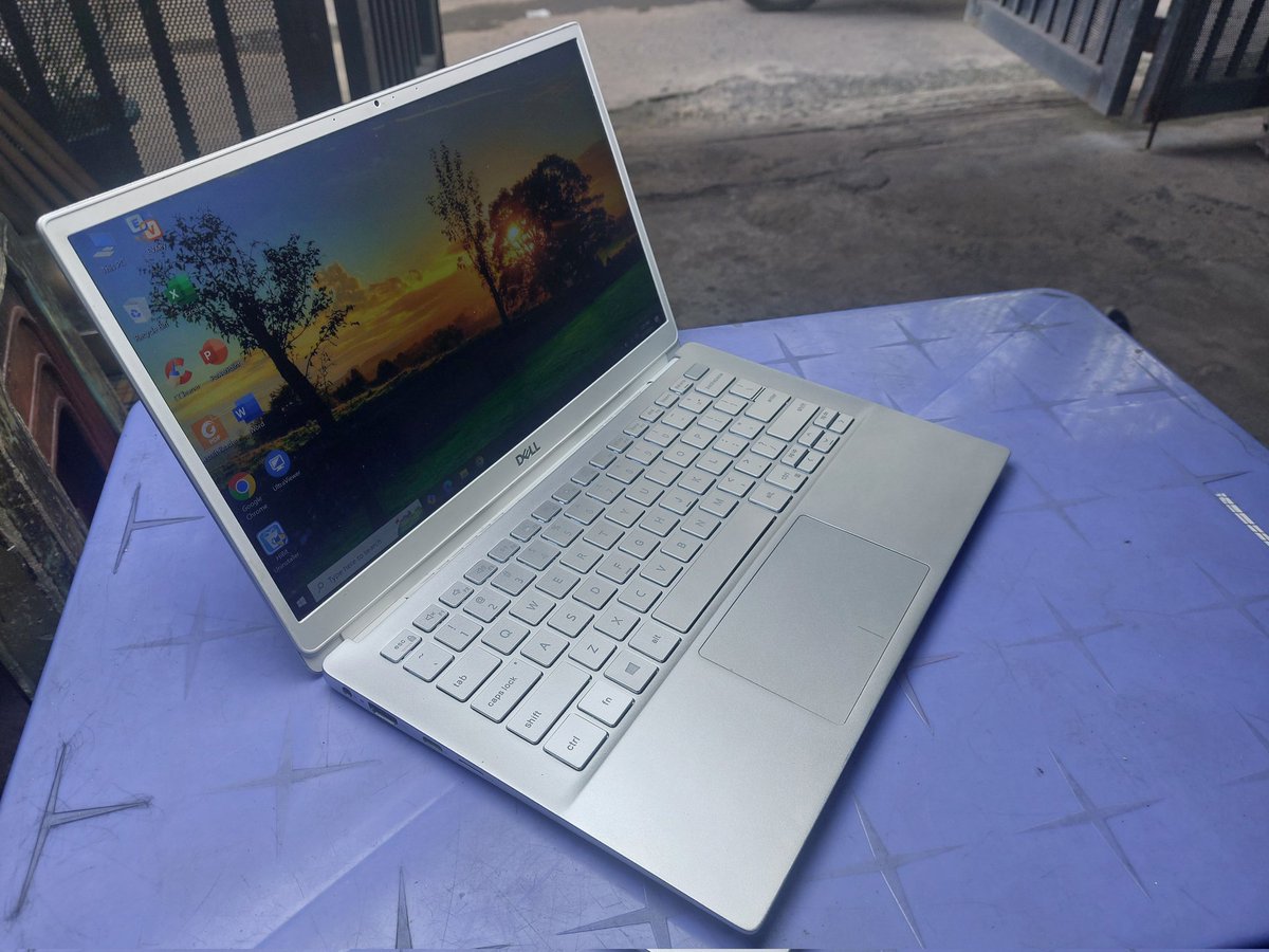 Laptop NiNa tweet media