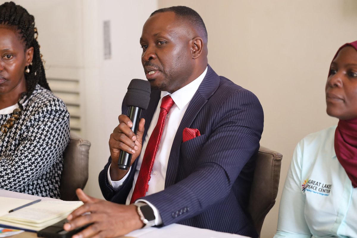 gad_rogers's tweet image. This passage emphasizes the importance of inclusivity and capacity building in sustaining localization strategies. 

#LocallyLedDevelopment 
#LocalLeadershipLabsUg