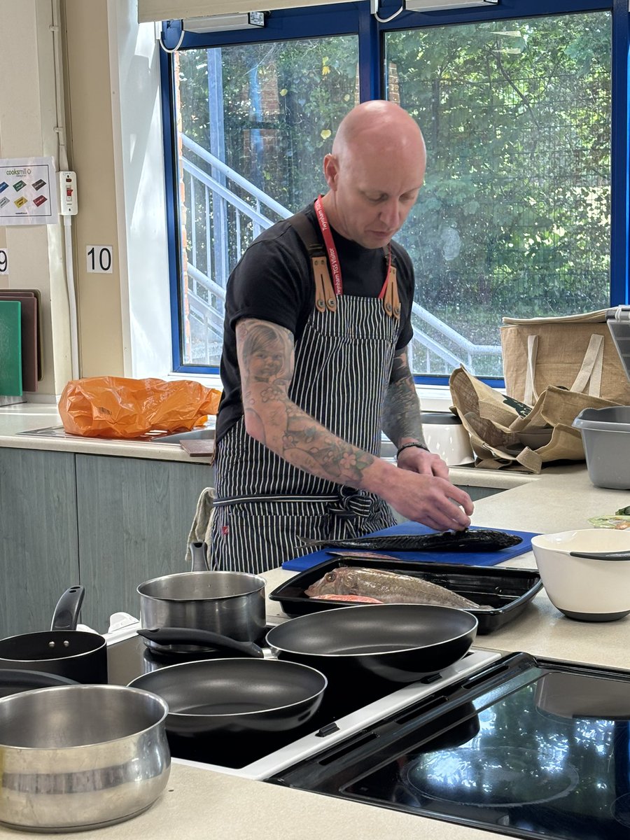 Y10 learning from a professional chef this morning #excellenceasstandard