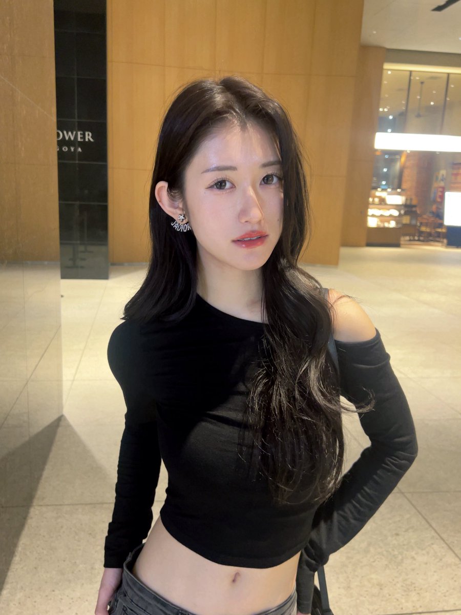 昨夜から38度超えの熱で寝込んでます

しんどいです。😰💦

皆さんも体調にはお気をつけて……