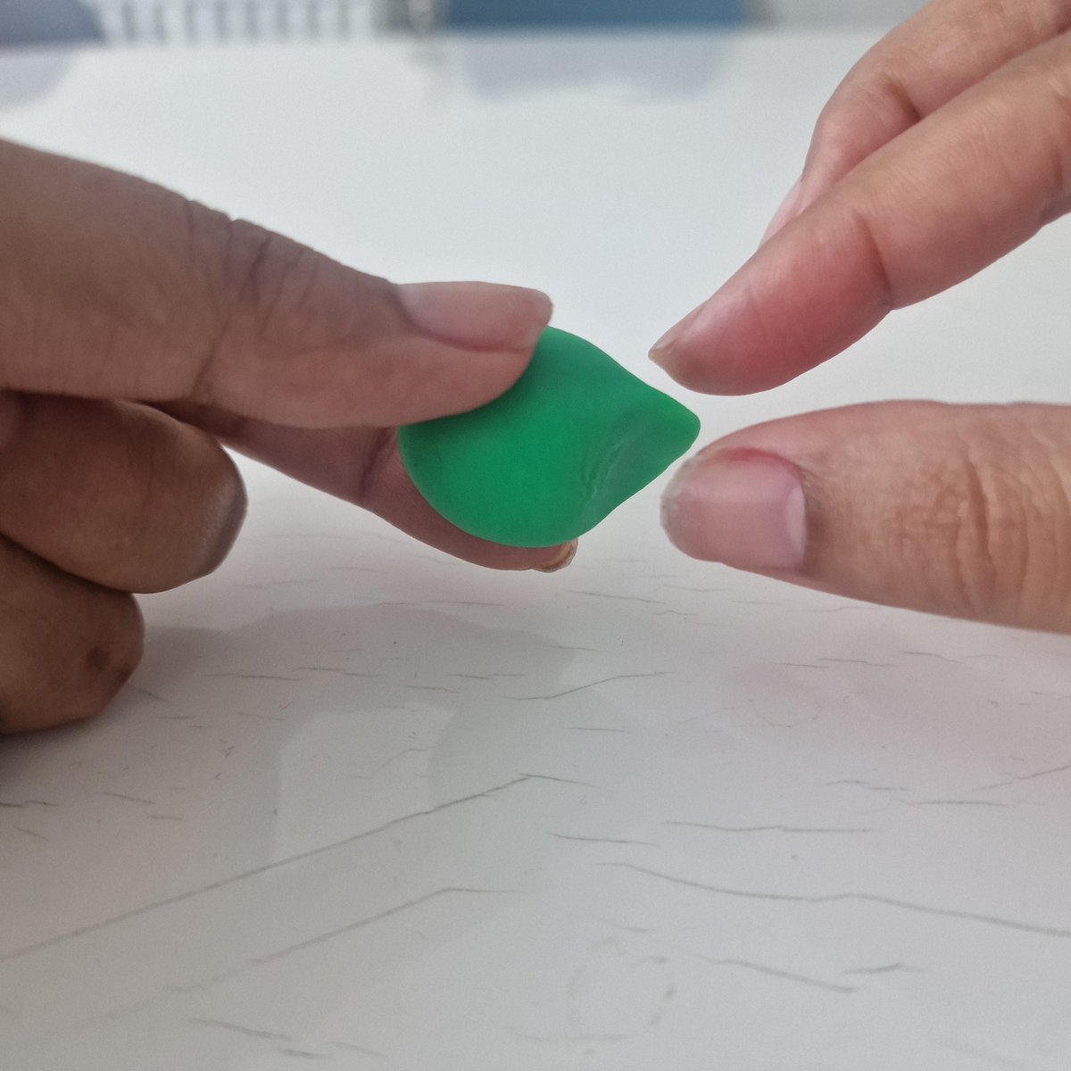 ThePrimaryArtClass/Emily Gopaul tweet media